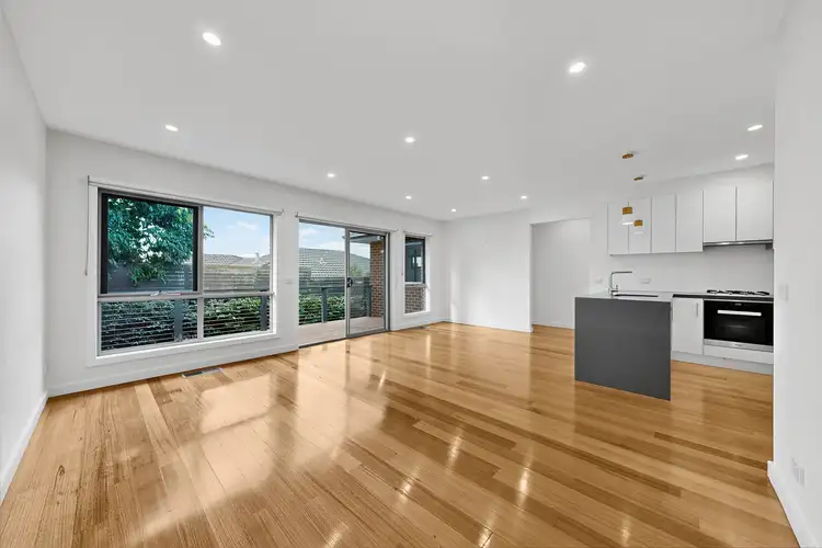 Third view of Homely unit listing, 2/21 Leslie Street, Donvale VIC 3111