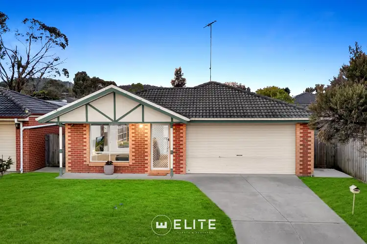 32 Osborn Grove, Pakenham VIC 3810