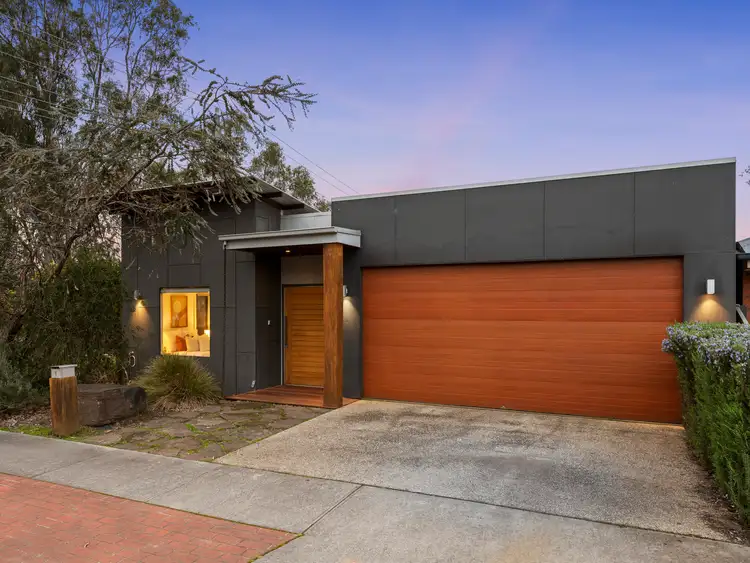 1 Farrall Court, Mansfield VIC 3722