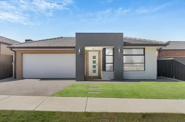 11 Kingfisher Way, Wallan VIC 3756