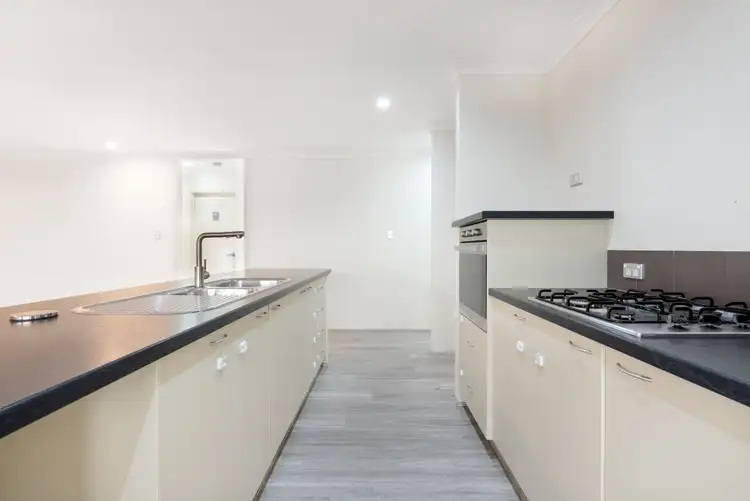 Sixth view of Homely house listing, 15 Jitarning Brace, Baldivis WA 6171