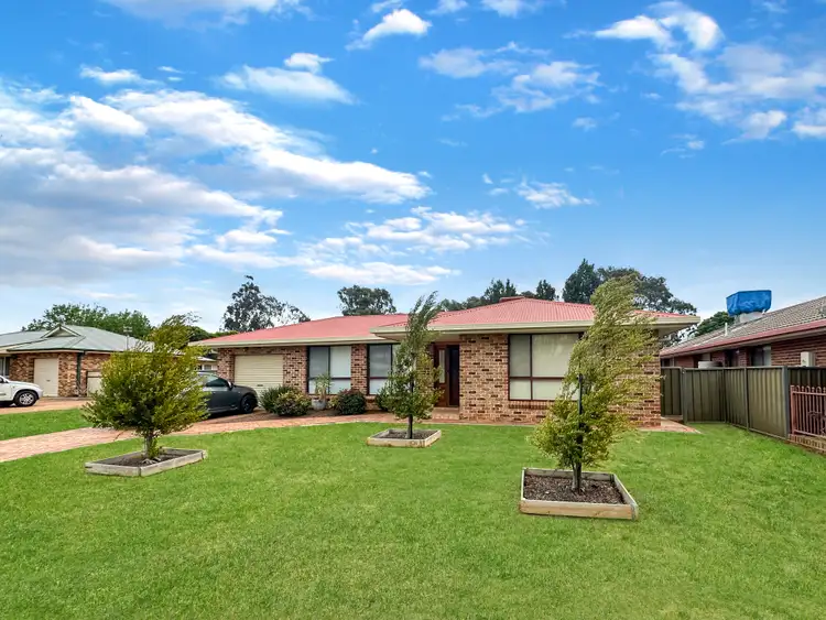 57 Cormorant Crescent, Dubbo NSW 2830