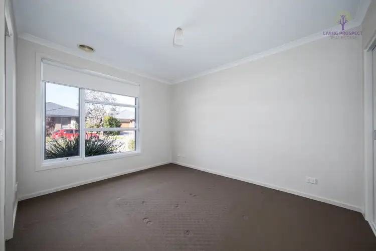 Sixth view of Homely house listing, 4 Yaleri Rise, Werribee VIC 3030