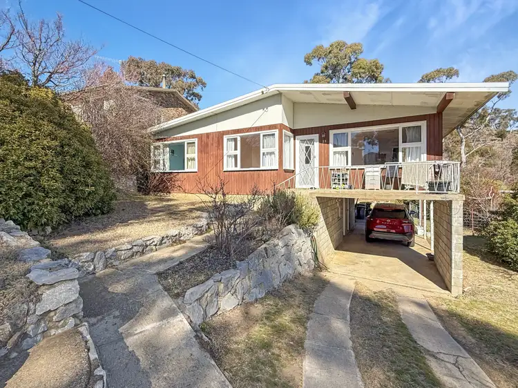 23 Blairgowrie Avenue, Cooma NSW 2630