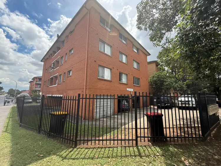 6/63 Castlereagh Street, Liverpool NSW 2170