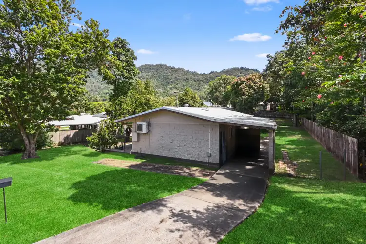 1 RAMSEY DRIVE, Kanimbla QLD 4870