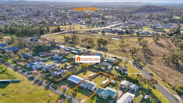 18 Everett Street, Uralla NSW 2358