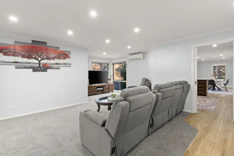 Sixth view of Homely house listing, 7 Montbrae Circuit, Narre Warren North VIC 3804