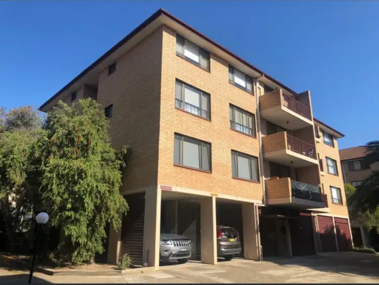 25 Mantaka Street