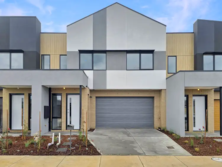 23 Consaw Street, Armstrong Creek VIC 3217