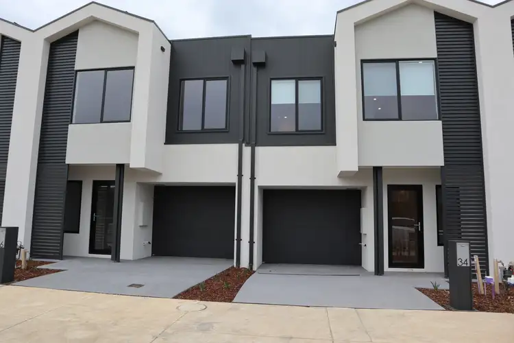 34 Everfair Crescent