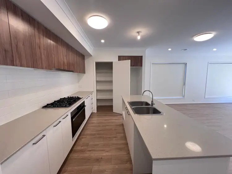 Third view of Homely house listing, 9 Haybale Circuit, Tarneit VIC 3029