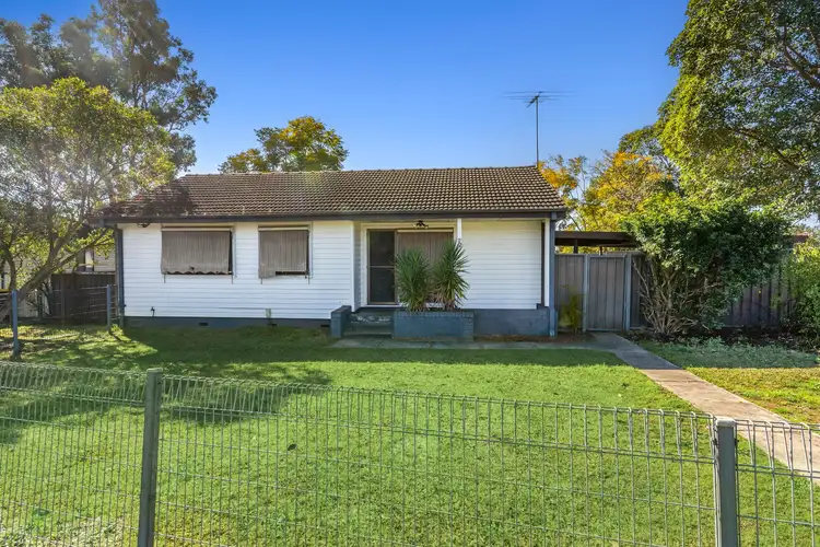 72 Bennett Road, Colyton NSW 2760