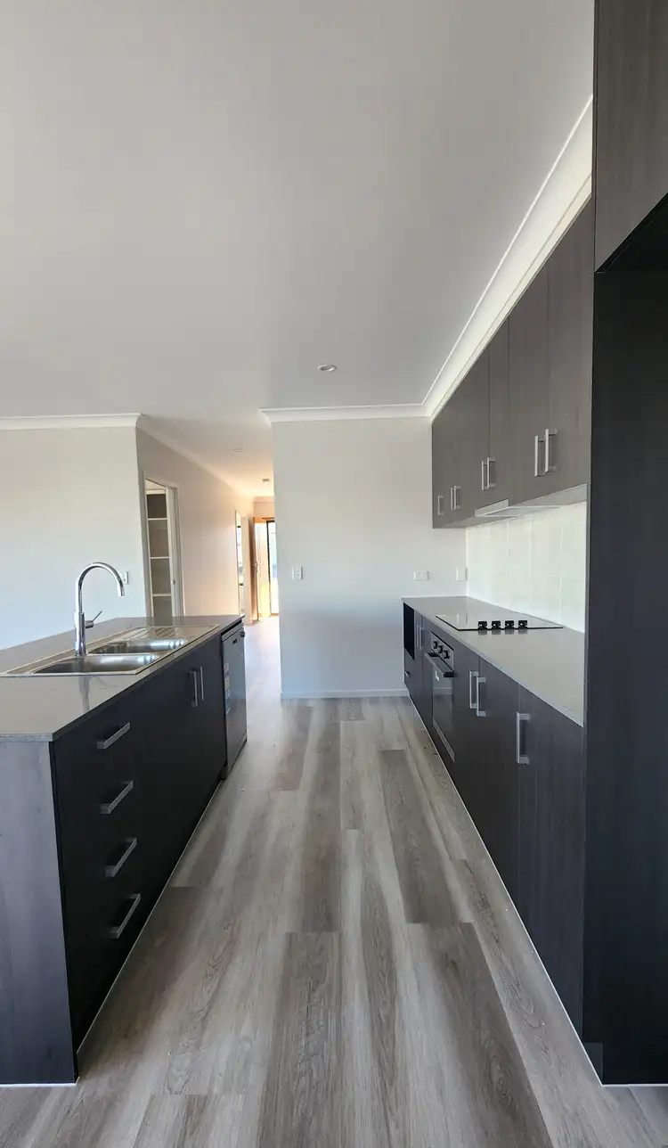 Fourth view of Homely house listing, 8 Fyfe Street, Walloon QLD 4306