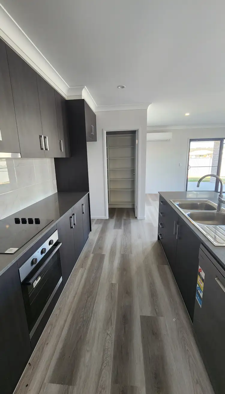 Fifth view of Homely house listing, 8 Fyfe Street, Walloon QLD 4306