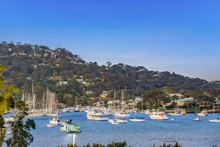 1885 Pittwater Road, Bayview NSW 2104