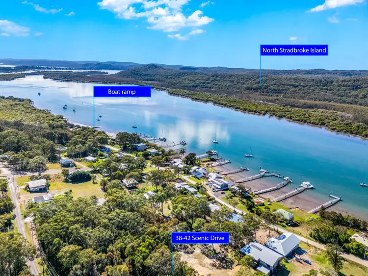 38 Scenic Drive, Russell Island QLD 4184
