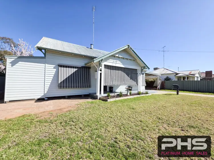 212 Westblade Avenue, Kerang VIC 3579