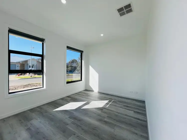 Fifth view of Homely house listing, 51 SHANTI CIRCUIT, Werribee VIC 3030