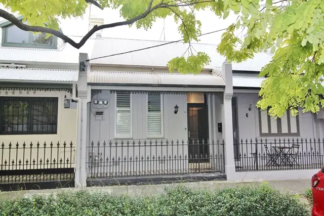 4 Kepos Street
