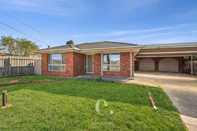 12 Cranbourne Drive