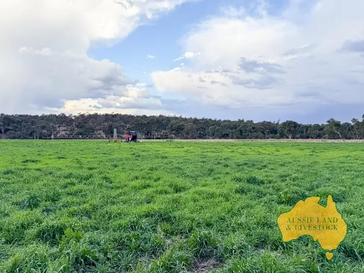 250 Heights Road, Nanango QLD 4615