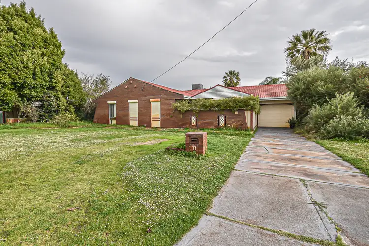 11 Cortis Way, Langford WA 6147