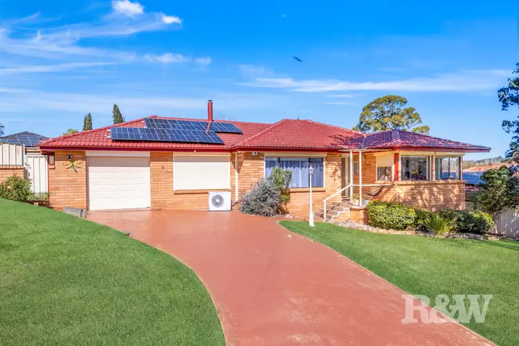 4 Trent Place, Ambarvale NSW 2560