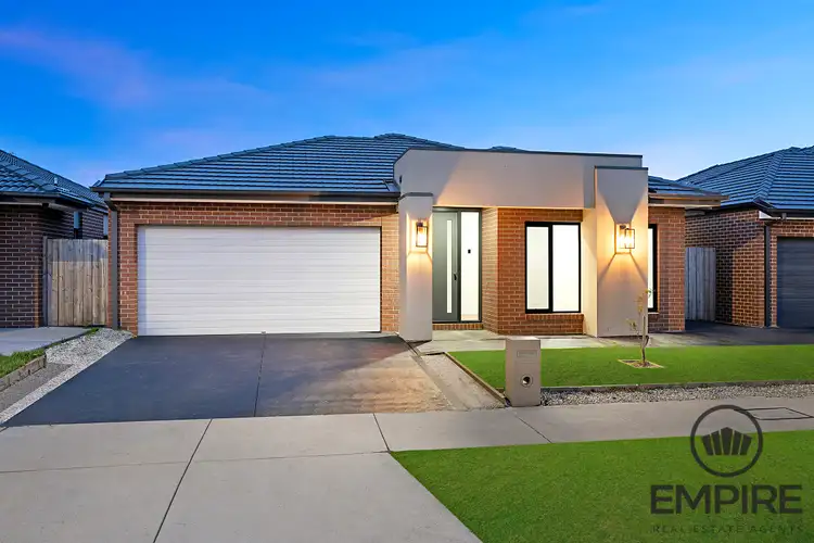 10 Rubato Street, Clyde VIC 3978