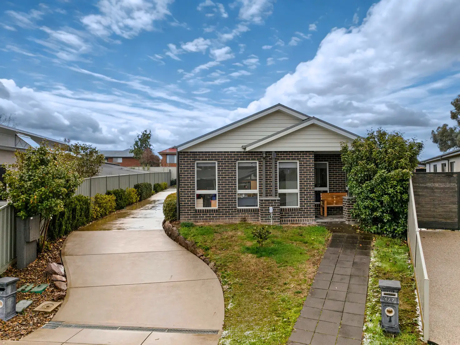 Main view of Homely townhouse listing, 1/7 Avoca Court, Mansfield VIC 3722