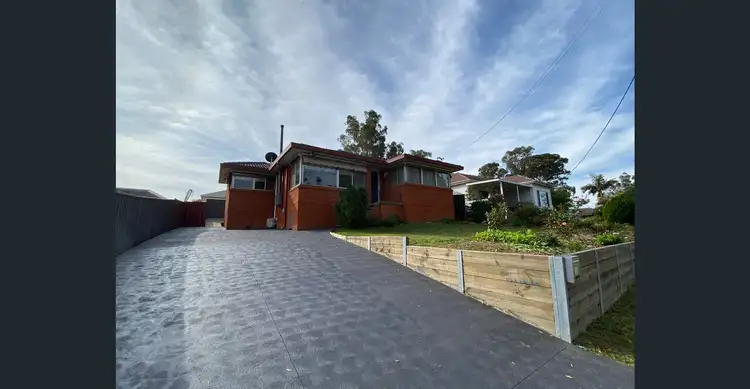 19 Conway Avenue, Cambridge Park NSW 2747