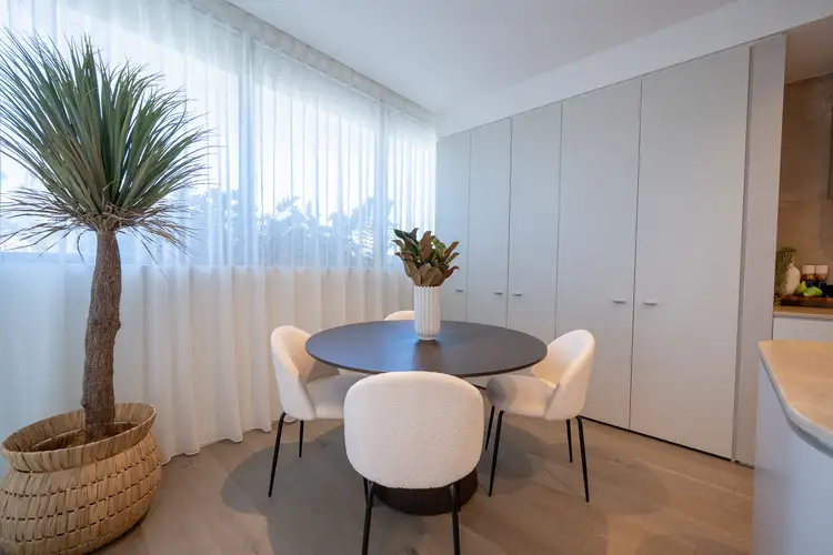 Sixth view of Homely unit listing, 204/3 MILES STREET, Coolangatta QLD 4225