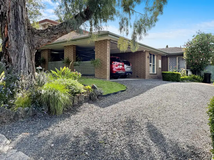 42 Gloucester Drive, Heidelberg VIC 3084
