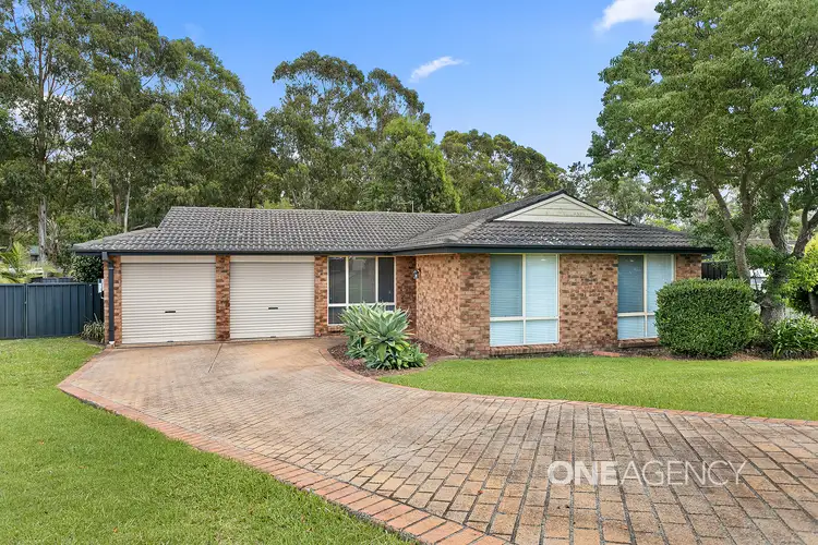 11 Normanby Place, Albion Park NSW 2527