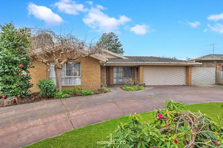 84 Lakesfield Drive, Lysterfield VIC 3156