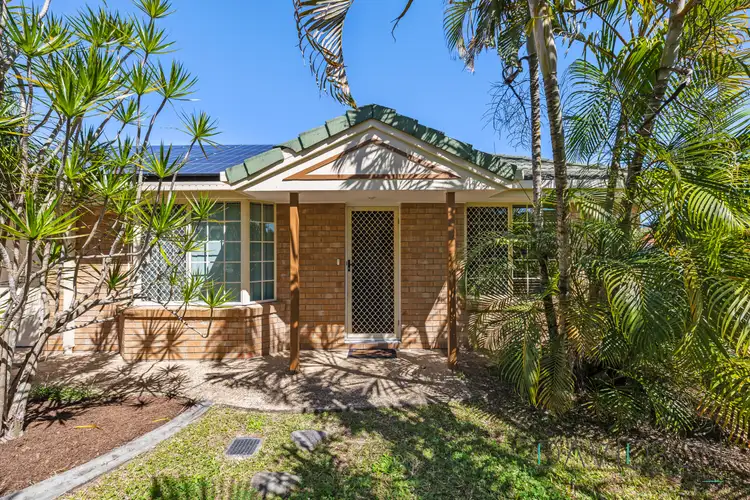 8 Chesterfield Lane, Nerang QLD 4211