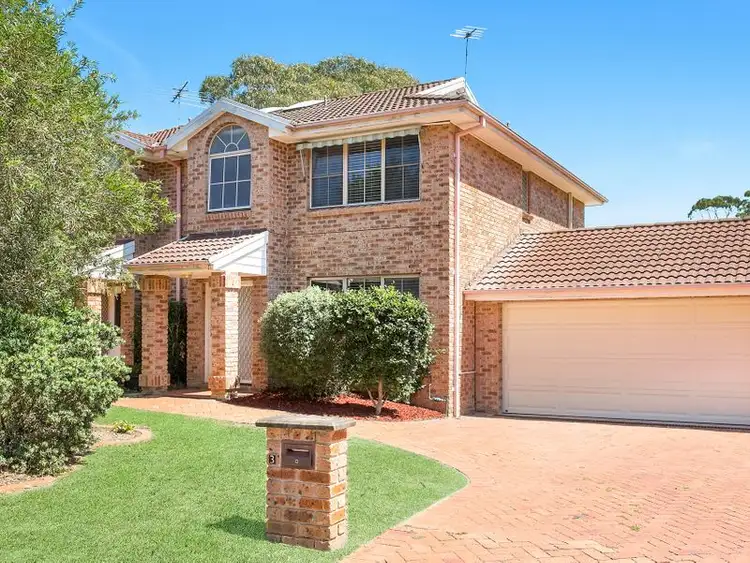 22 Dewberry Close