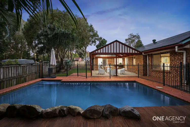 36 Oxley Place, Forest Lake QLD 4078
