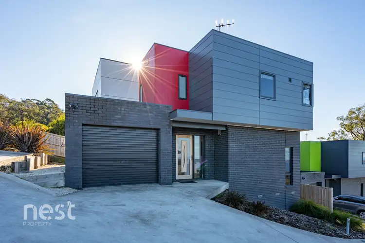1/96 Tingira Road, Blackmans Bay TAS 7052