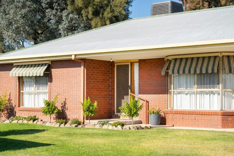 Second view of Homely house listing, 2 TEMPLETON PLACE, Wodonga VIC 3690