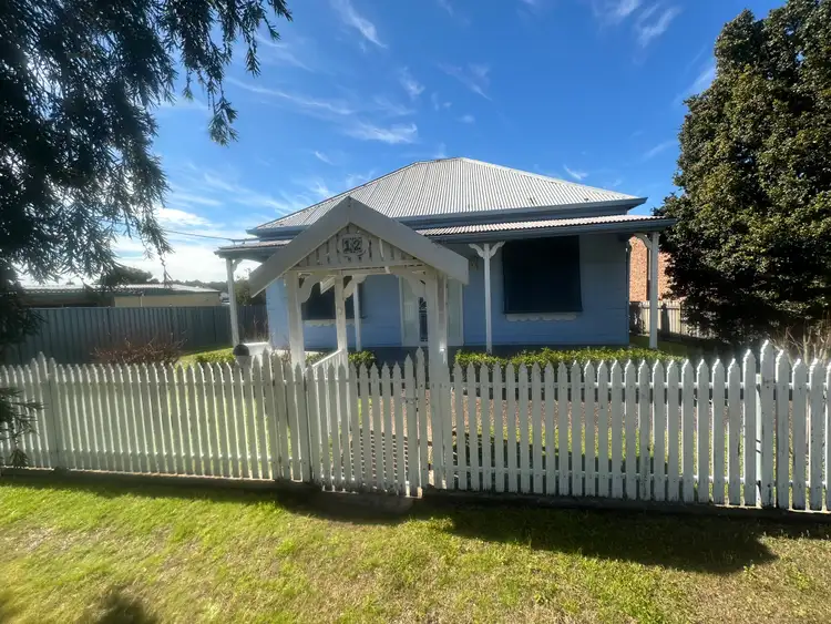 12 Harris Street
