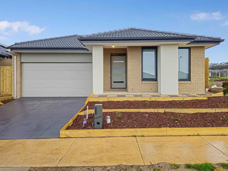 35 Montenegro Crescent, Mount Duneed VIC 3217
