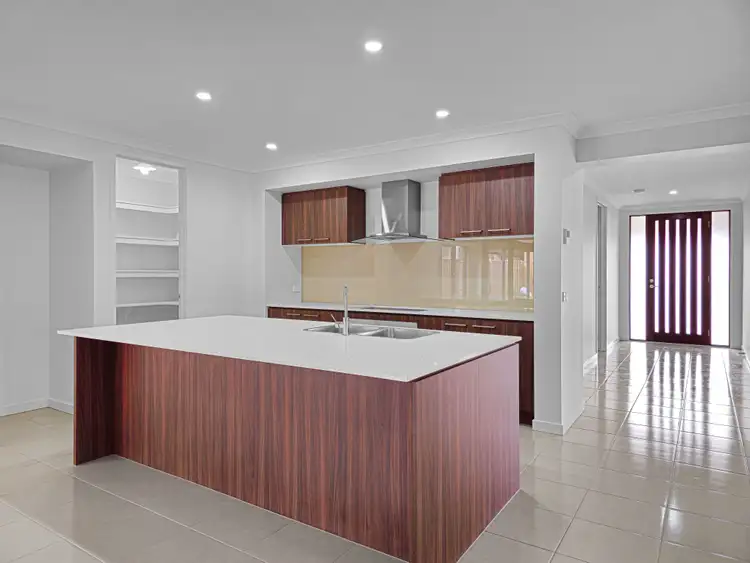 Second view of Homely house listing, 15 Pickering Crescent, Lara VIC 3212