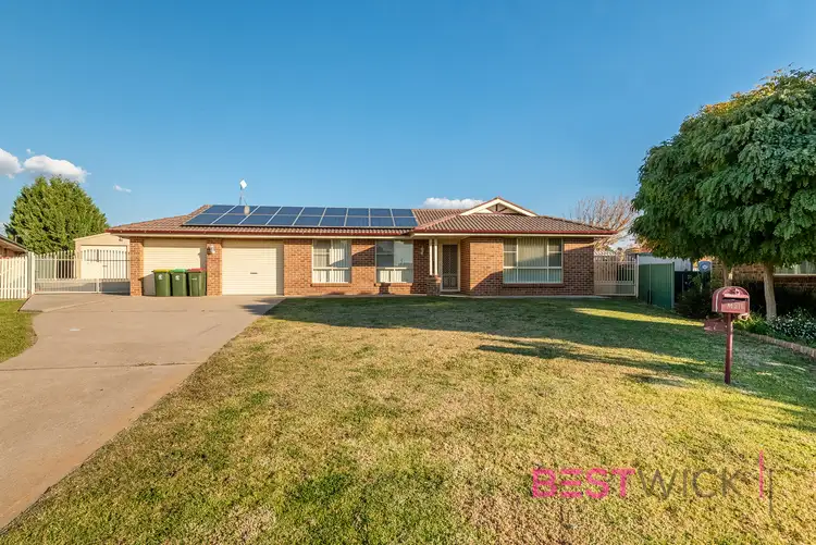 7 Lavis Place, Raglan NSW 2795