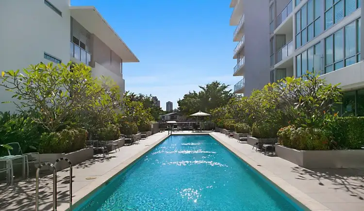 2102/33 T E Peters Drive, Broadbeach Waters QLD 4218