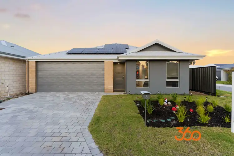 8 La Valle Avenue, Henley Brook WA 6055