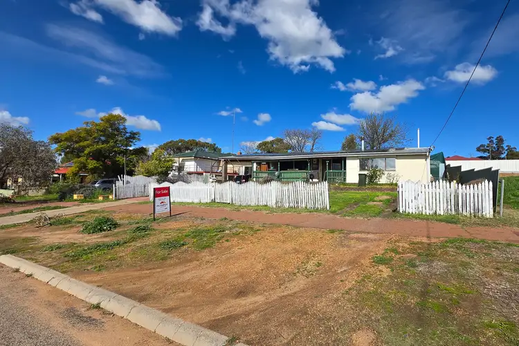 207 Chidlow Street, Northam WA 6401