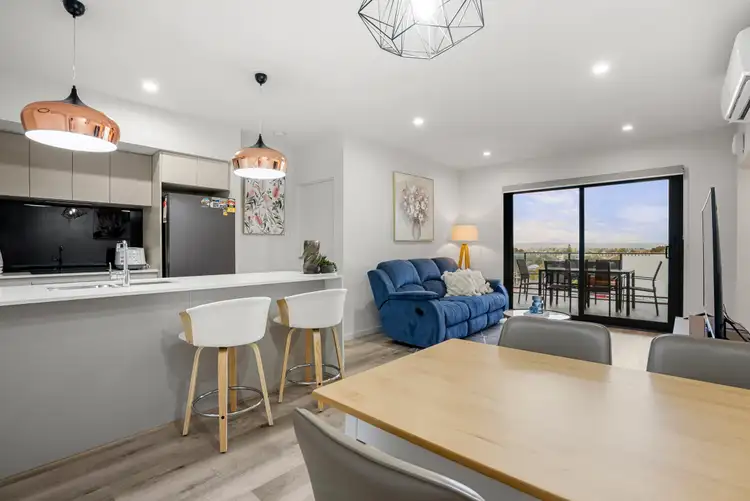 711/31 Rowe Avenue, Rivervale WA 6103