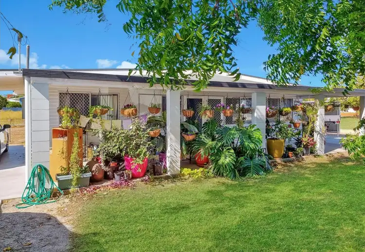 1/10 Don Street, Bowen QLD 4805
