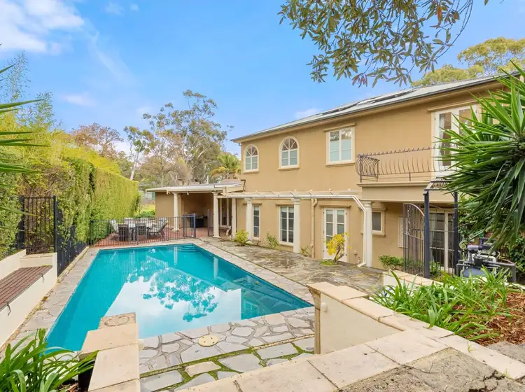 6 Fernbank Terrace, Stonyfell SA 5066